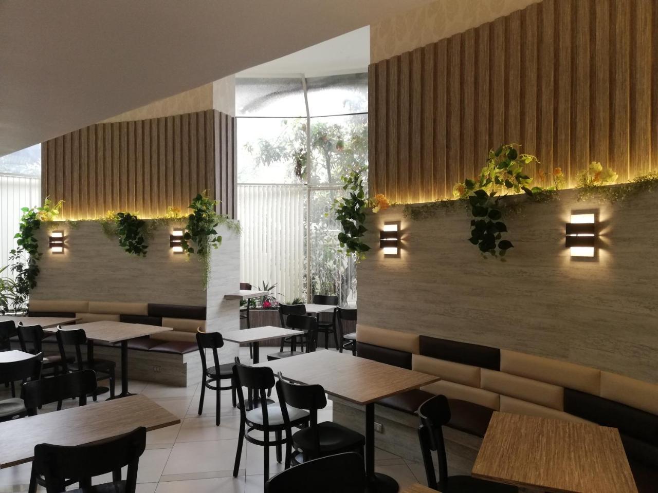 Hotel Montecarlo Santiago Ngoại thất bức ảnh